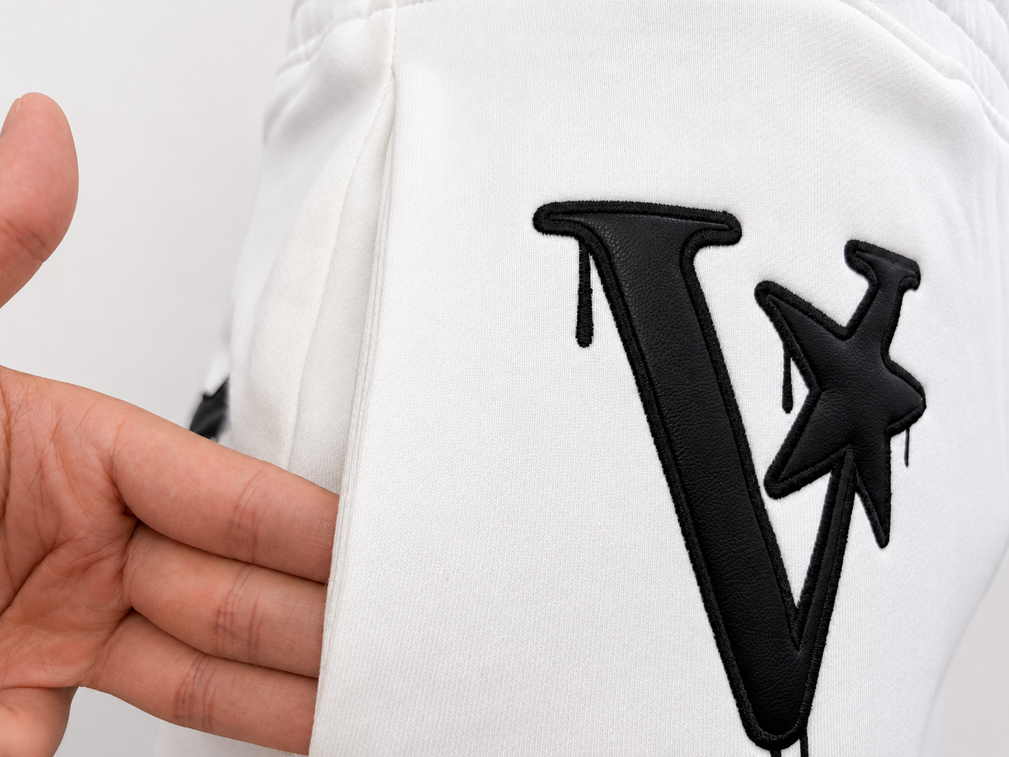 Heavyweight Straight-Leg Appliqué Embroidery Sweatpants